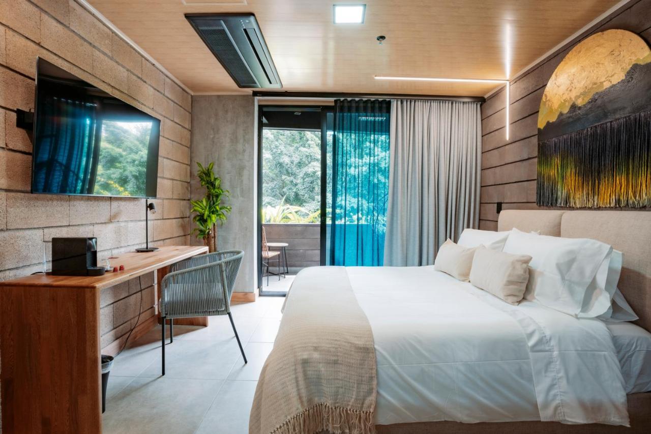 Hotel Living By Armoniko Medellín Zewnętrze zdjęcie