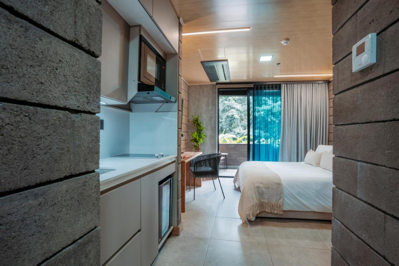 Hotel Living By Armoniko Medellín Zewnętrze zdjęcie